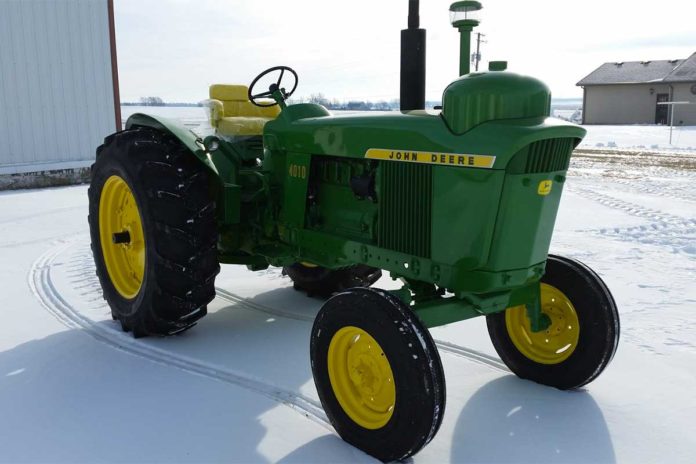john-deere-4010-lp John Deere 4010 LP